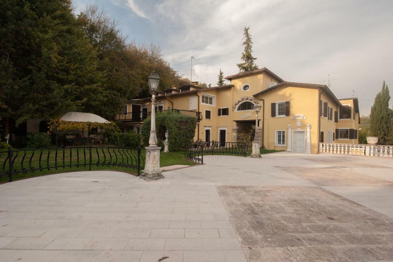 Vivianella Apartamento *